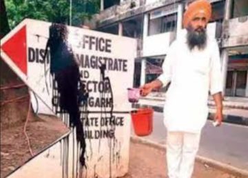 Punjabi activist imprisoned for defacing English-Hindi sign boards