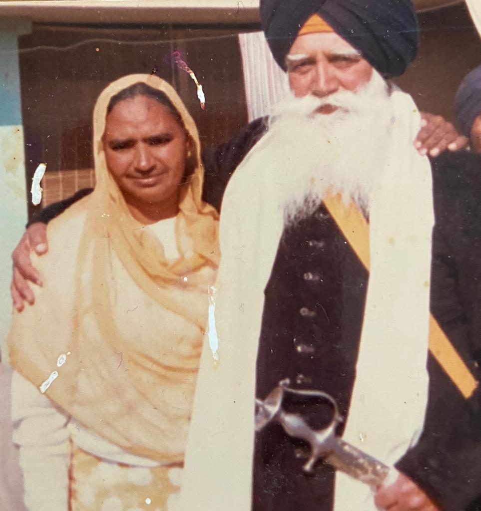 Ravinder Singh mother and Jathedar Mahlon
