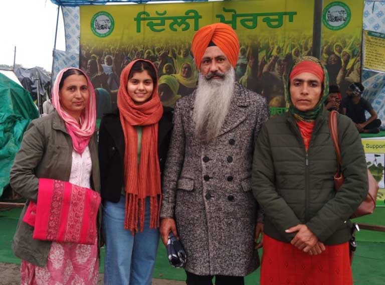Gurleen Kaur Visit Delhi Border