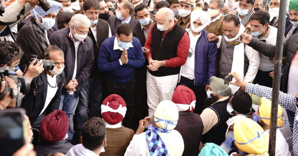 Kejriwal at the Singhu border