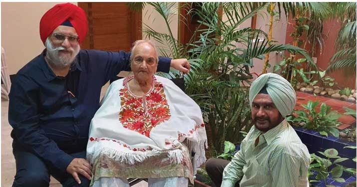 Bibi Inderjit Kaur ji with sons