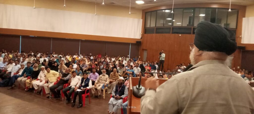 Manmohan Singh at NCMEI meet